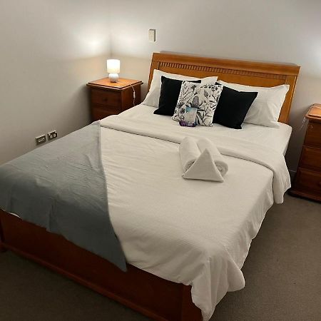 Free Wifi!! Spacious 1-Bedroom Apt, Auckland Cbd Eksteriør billede