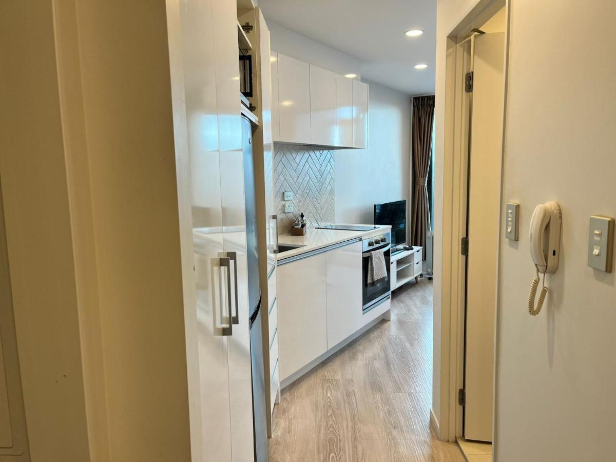 Free Wifi!! Spacious 1-Bedroom Apt, Auckland Cbd Eksteriør billede
